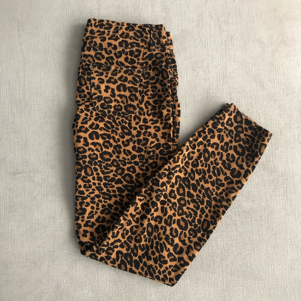 Leopard print jeggings